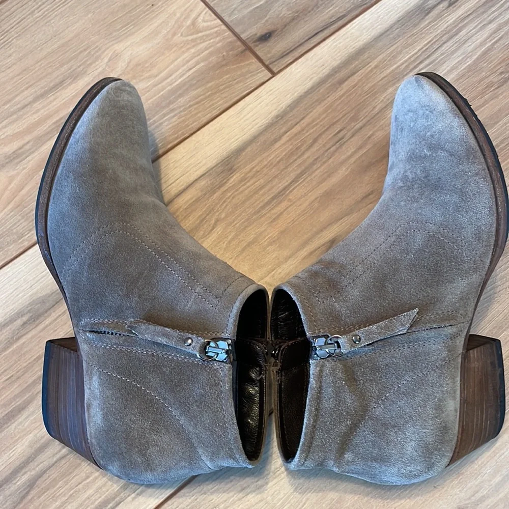 Vero Cupio Suede Bootie’s 🥾